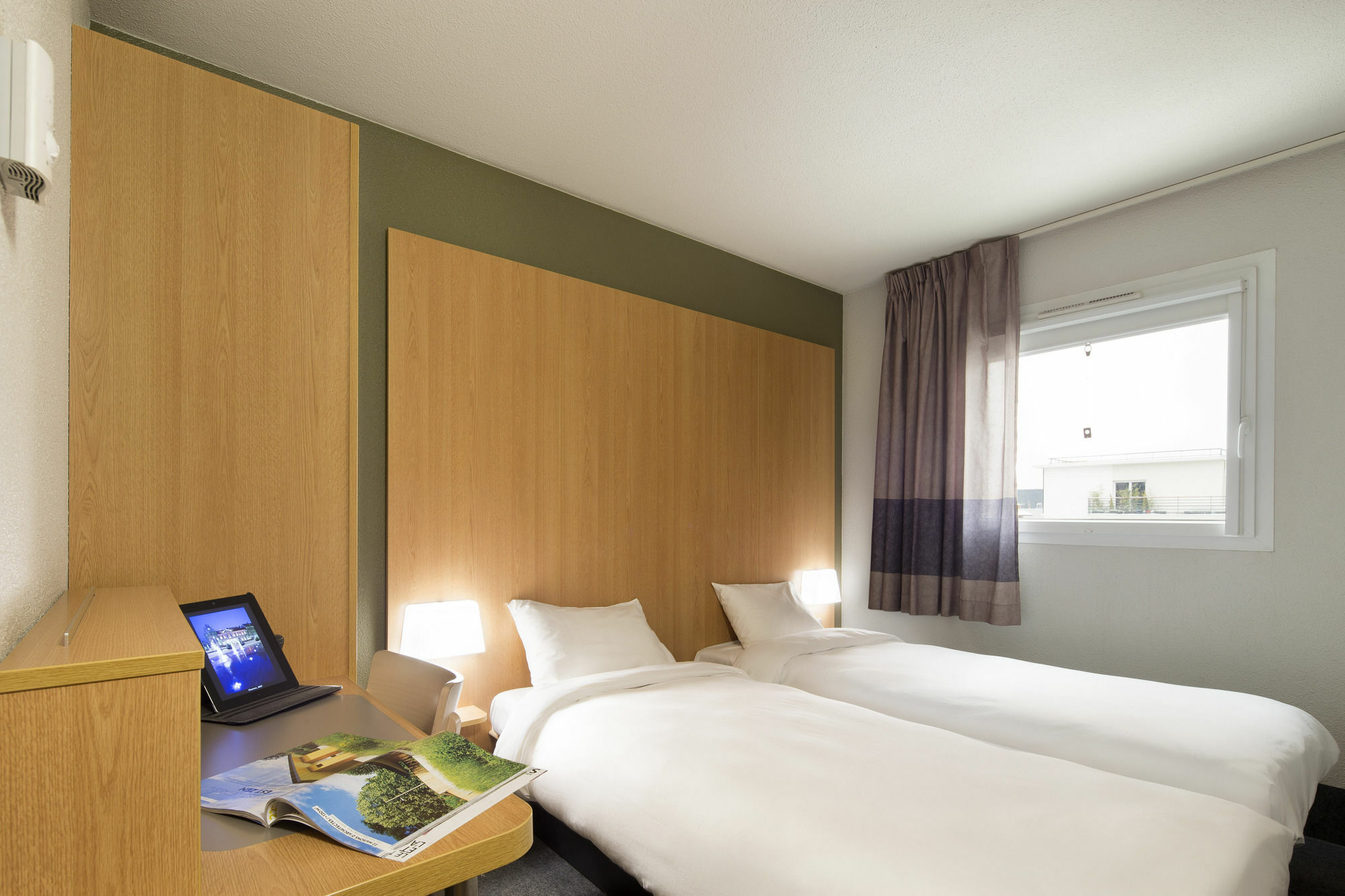 Hotel Inn Design Montluçon Eksteriør billede